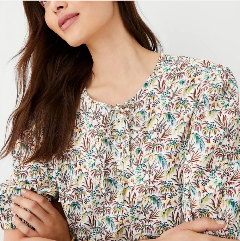 Ann Taylor Small Tie Neck Puff Sleeve Top, New with Tag